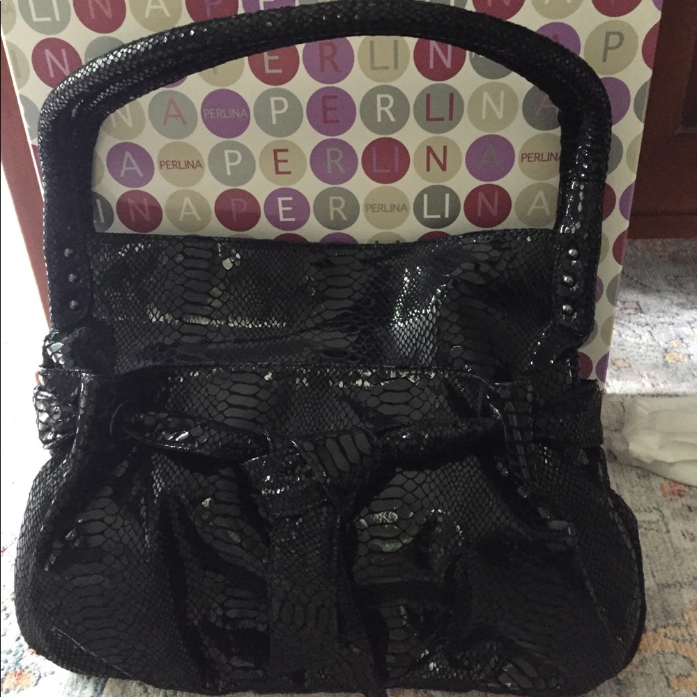Perlina Black Leather Bow Purse